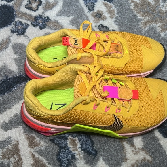 Nike Metcon 7 X Crossfit Running Pollen Yellow DA8110 721 - Picture 2 of 6